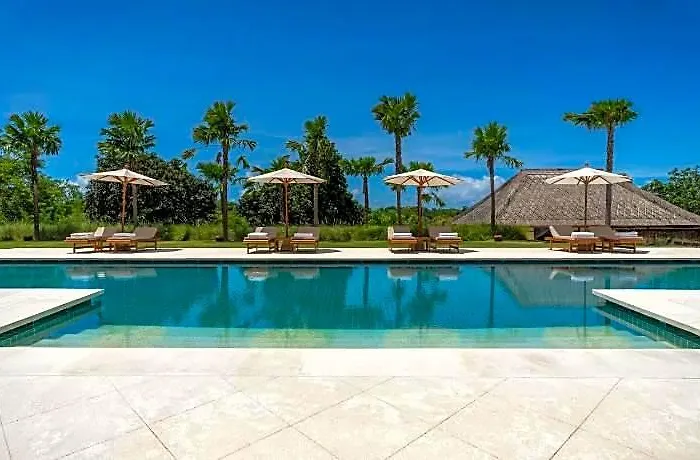 Revivo Wellness Bali Resort 5*